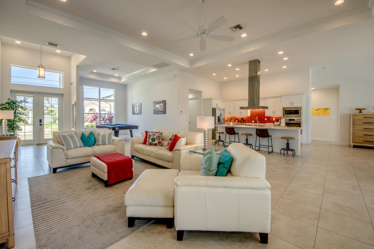 18-Family-Room