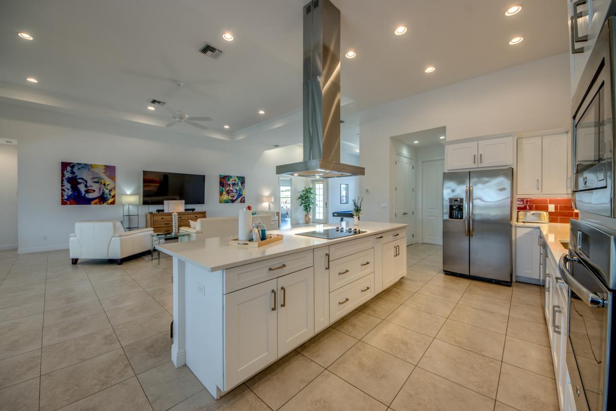 23-Kitchen
