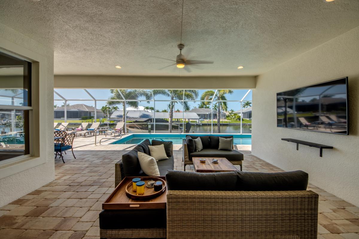 60-Lanai